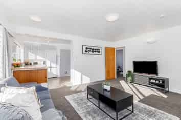1/2 Matthews Road, Wainuiomata