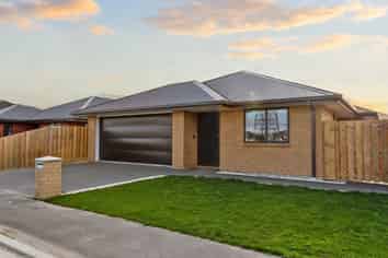 6 Trainers Lane , Yaldhurst