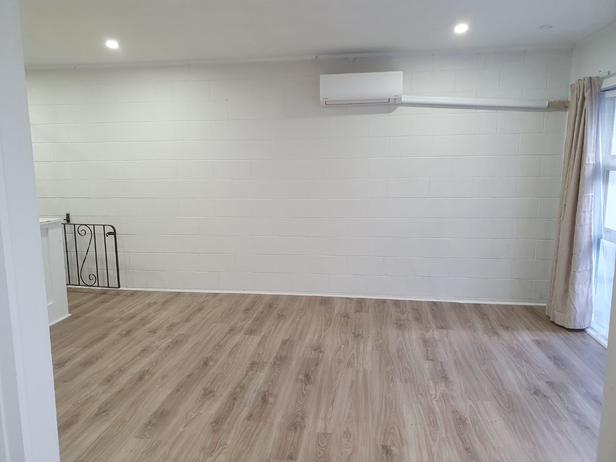 Sunny & Tidy Home in Handy Glen Eden Location! - Ansicht 2