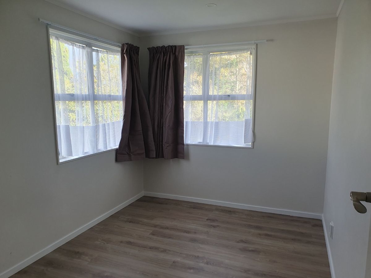 Sunny & Tidy Home in Handy Glen Eden Location! - Mehr