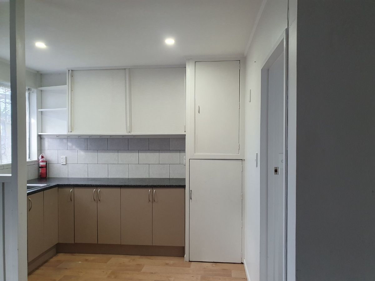 Sunny & Tidy Home in Handy Glen Eden Location! - Ansicht 3