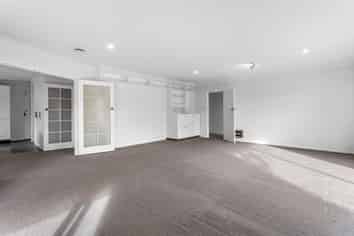 2/30 Naseby Street, Merivale