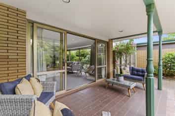 2/30 Naseby Street, Merivale