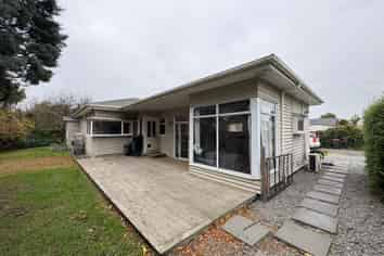 9 Gibson Drive, Hornby