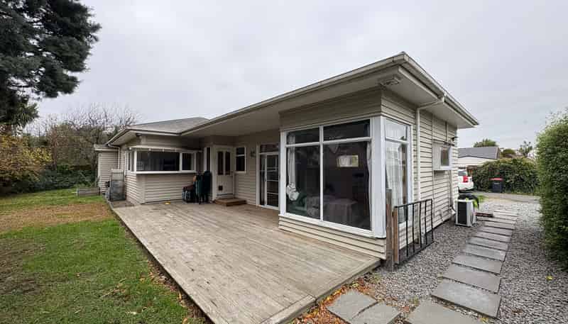 9 Gibson Drive, Hornby