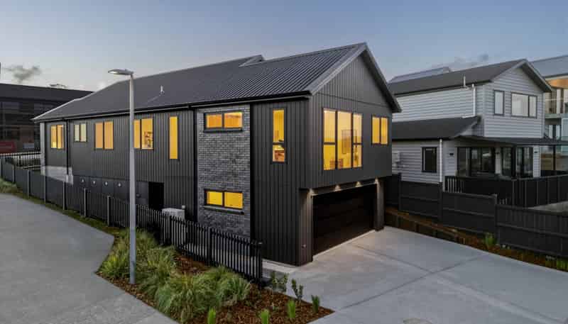 39 Kikorangi Drive, Orewa
