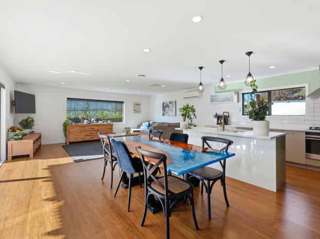 64 Robbies Road, Shelly Park
