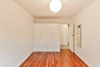 2/40A Hamilton Road, Herne Bay