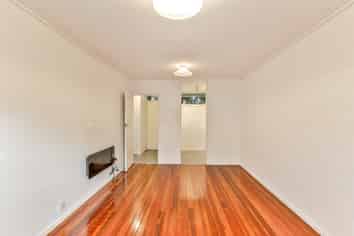 2/40A Hamilton Road, Herne Bay