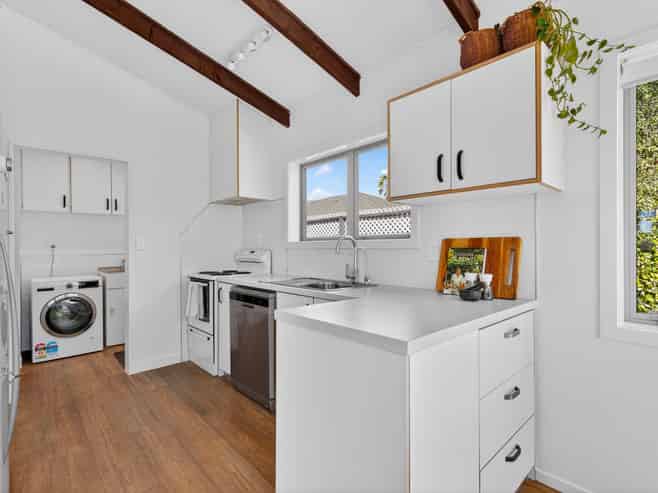 2/47 Neale Avenue, Stoke
