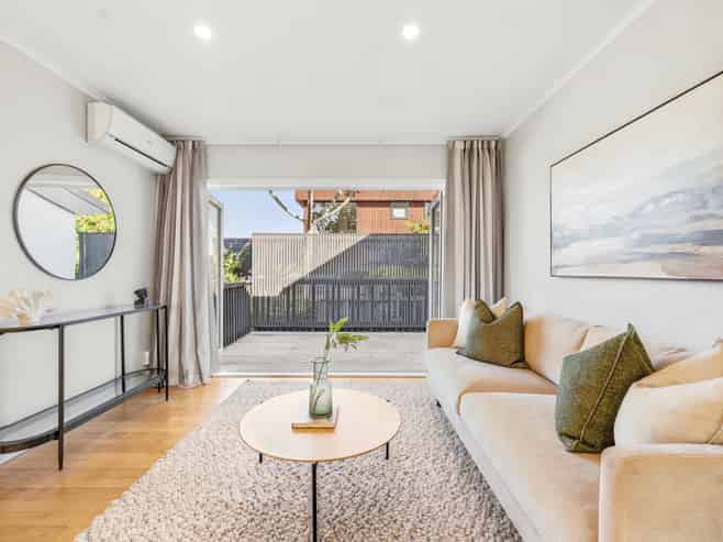 4/9 Wright Road, Point Chevalier