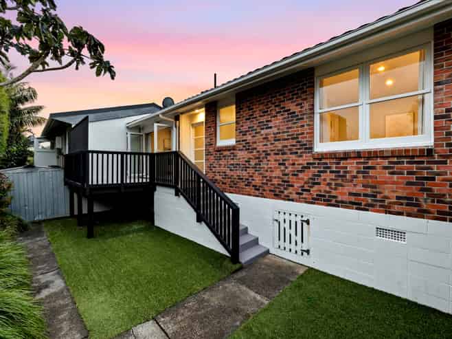 4/9 Wright Road, Point Chevalier