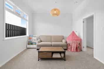 20 Emmett Street, Newtown