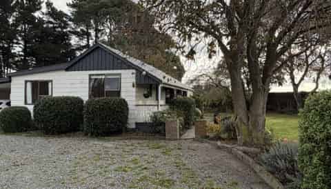 347 Lake Road South, Leeston