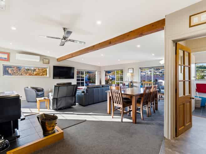 56 Gladstone Road North, Mosgiel