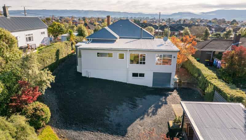 56 Gladstone Road North, Mosgiel