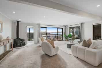 28 Duncansby Road, Stanmore Bay