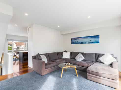 38 Genoa Way, Albany