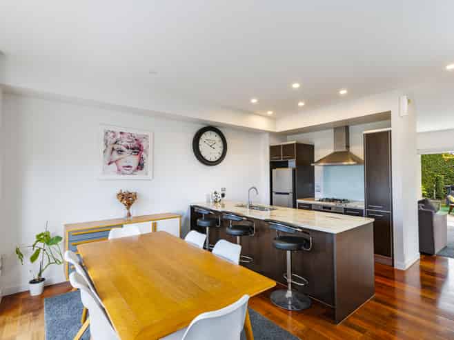 38 Genoa Way, Albany