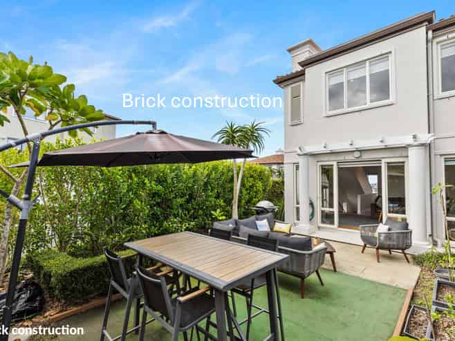 38 Genoa Way, Albany