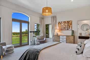 30 McLeods Road, Sefton