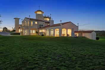 30 McLeods Road, Sefton