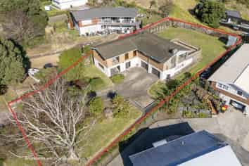 17 Upland Street, Brookfield