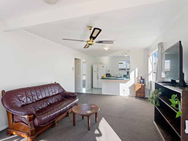 410 Mazengarb Road, Paraparaumu