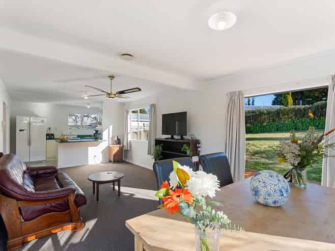 410 Mazengarb Road, Paraparaumu