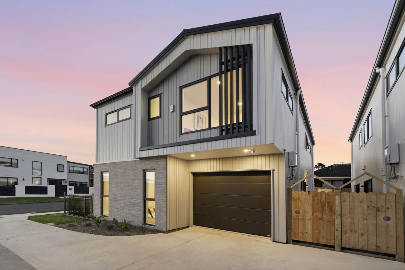Brand new in Macleans Zone, near Marina - Vista 3