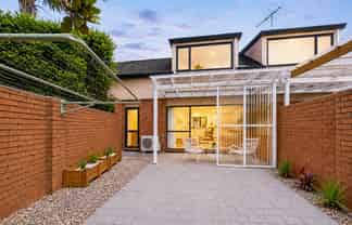 18/1 Melview Place, New Lynn