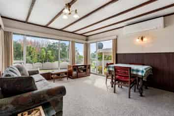 12 Howlett Street, Waterview