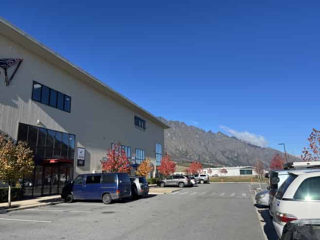 High-Stud Space in Recreation Hub