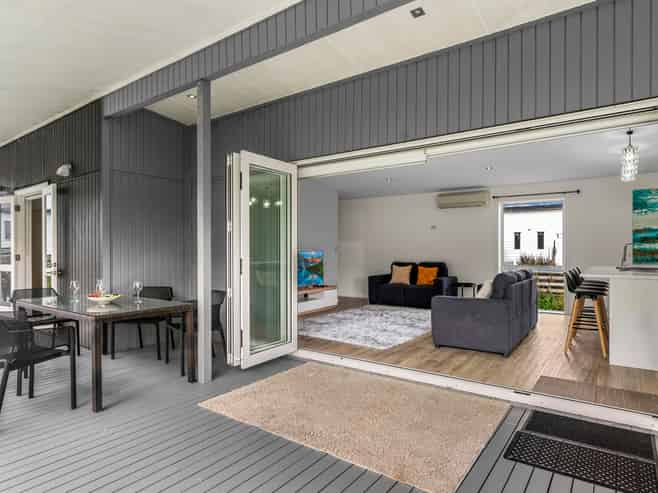 4 Te Whai Street, Mangawhai Heads