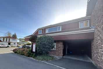 2 Honey-Tye Way, Stoke