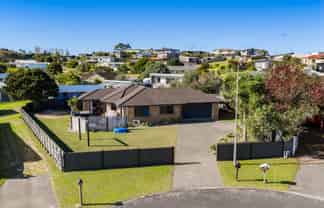 14 Spinifex Road, Mangawhai Heads