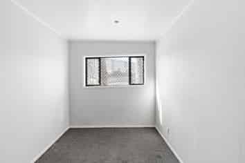 18 Franich Street, Otara