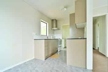 913F Nelson Street North, Mahora