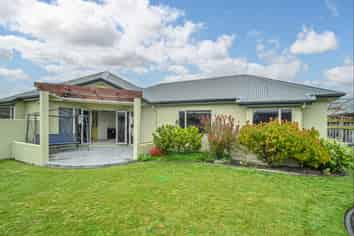 8 Saint Hill Rise, Havelock North