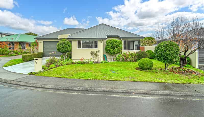8 Saint Hill Rise, Havelock North