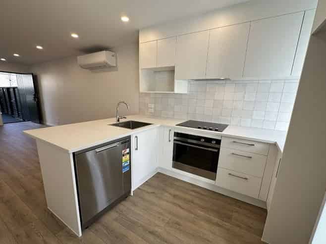 22/28 Westgate Drive, Massey