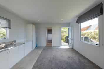 54a Waiora Road, Stanmore Bay