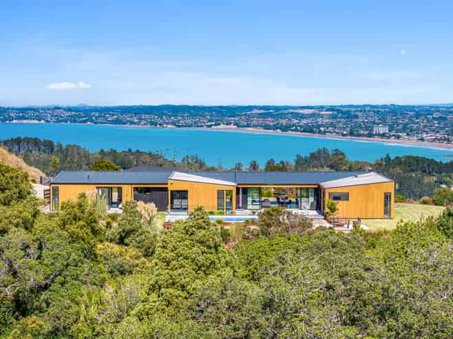 983b Hibiscus Coast Highway, Waiwera
