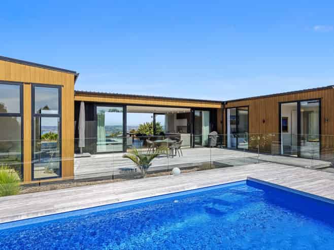 983b Hibiscus Coast Highway, Waiwera