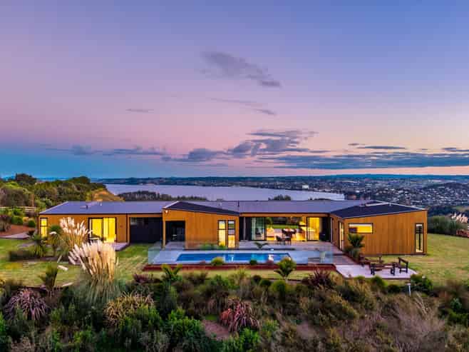 983b Hibiscus Coast Highway, Waiwera