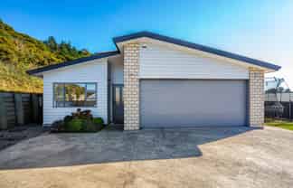 14 Gennaker Lane, Whitby