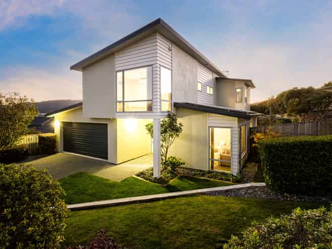 6 Sumner Terrace, Aotea
