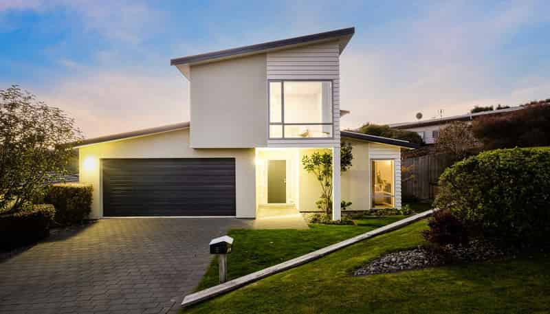 6 Sumner Terrace, Aotea