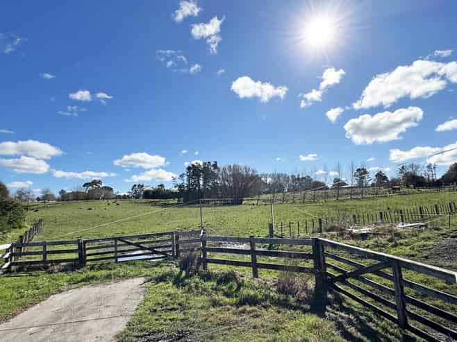 11 Bobs Way, Dairy Flat