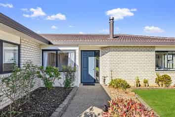 23 Brookesmith Drive, Waiuku
